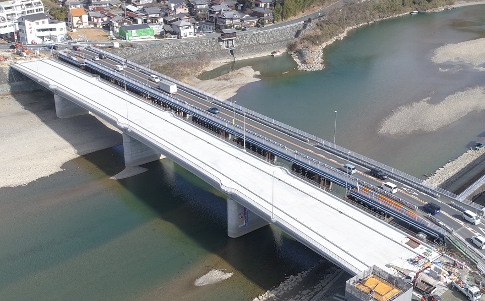 連続桁橋